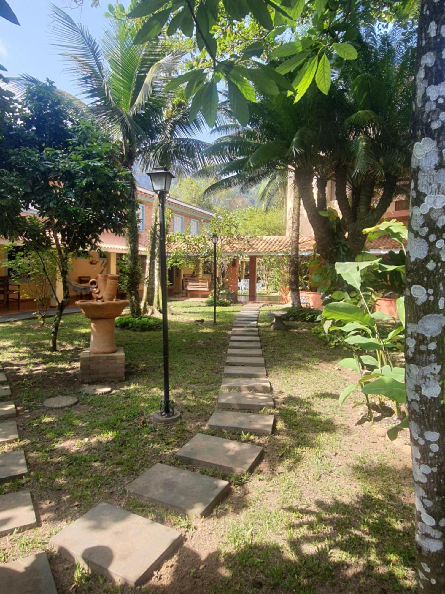 Suites Quintal De Lazaro 5 Ubatuba Bagian luar foto